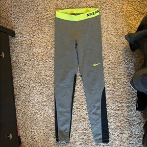 Nike pro leggings